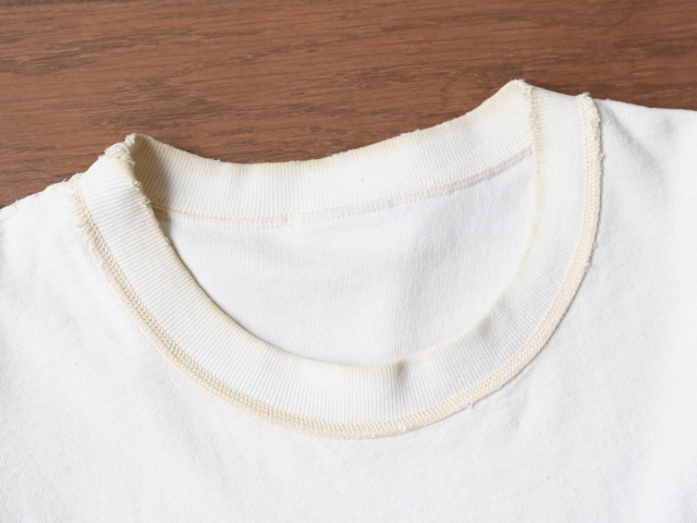 汗が目立たない洋服のカラー