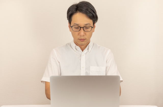 ビジネスを快適に過ごす服装「クールビズ」とは？