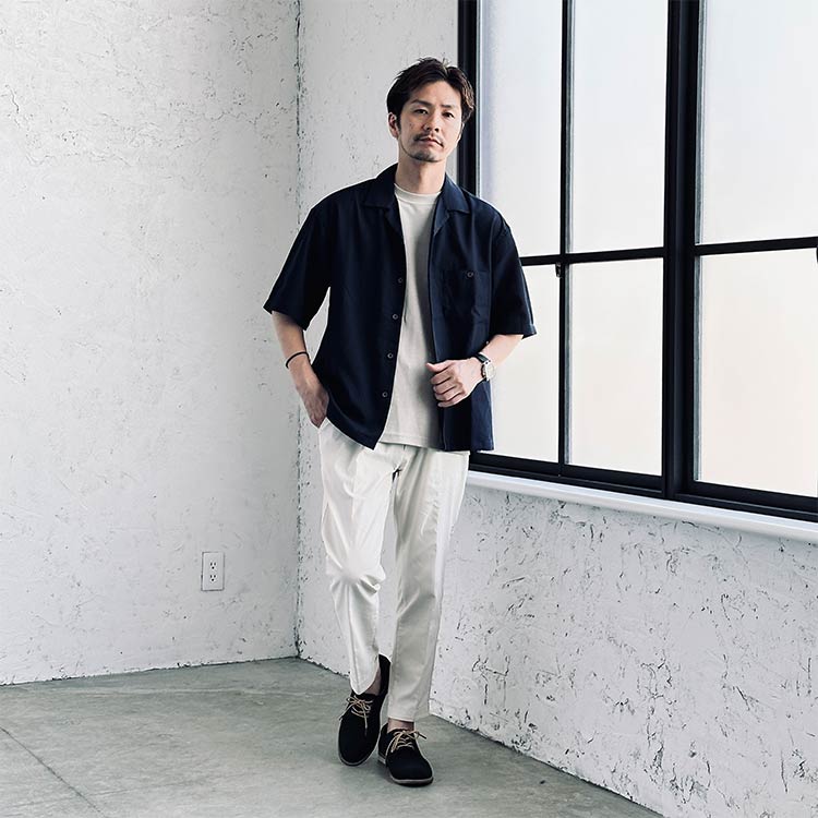 メンズにおすすめの夏の無地コーデ