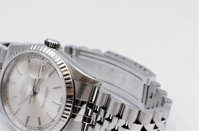 40代メンズに適した腕時計の選び方