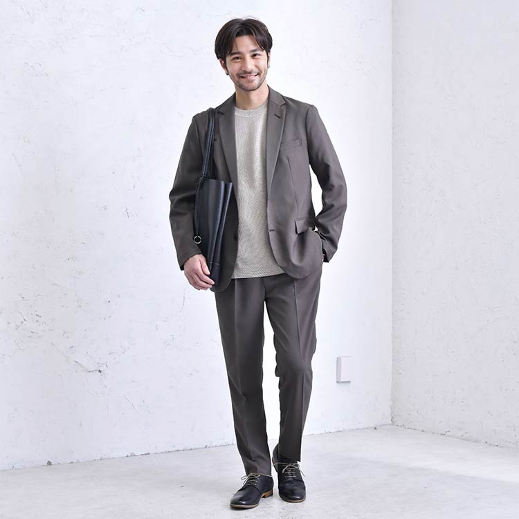 インナー×ジャケットの合わせ方