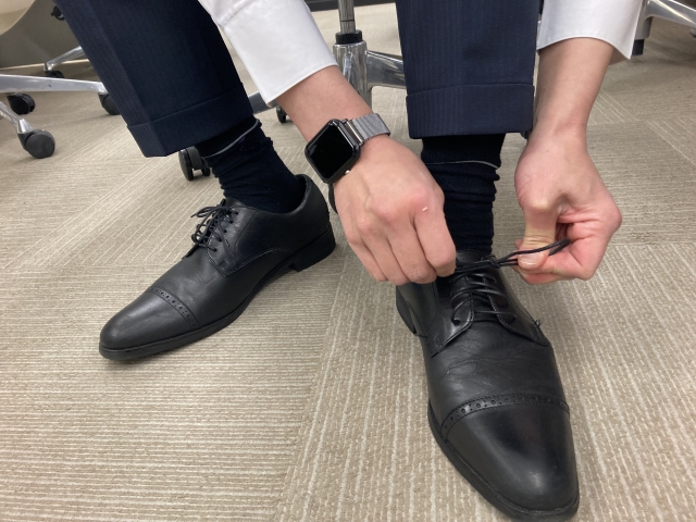 革靴からオフィスサンダルに履き替える3つのメリット