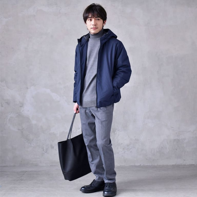 信頼感を高める！ネイビー＆グレーでまとめた上品オフィカジ
