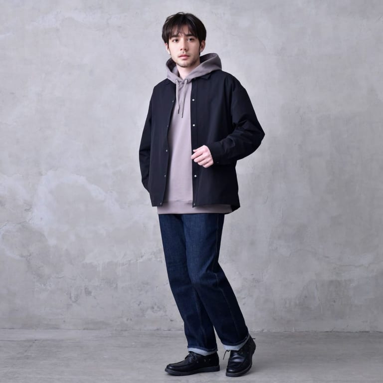 シンプルで定番、真似しやすいカジュアルコーデ。