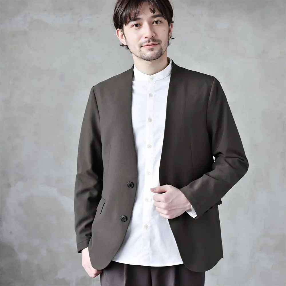 メンズ必見！ビジネスシーンでノーカラージャケットを魅力的に着こなす