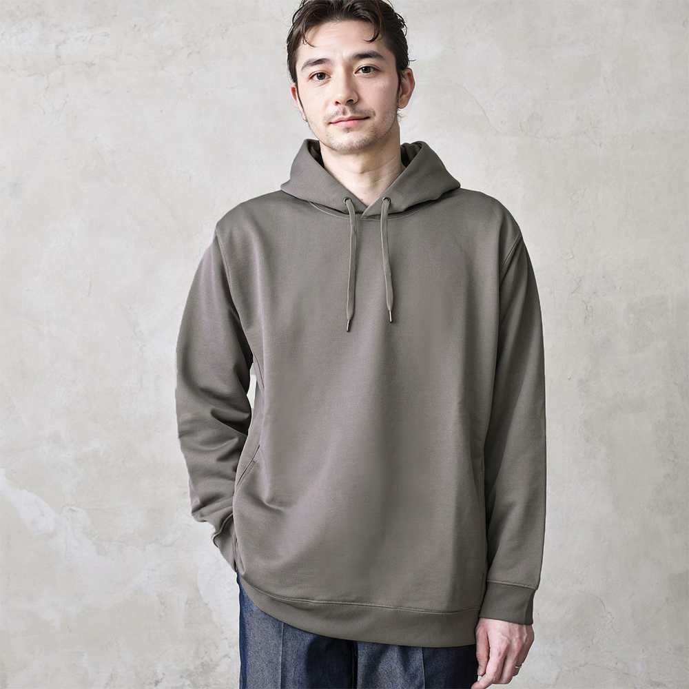 メンズ黒セットアップに合う服一覧｜インナー・靴