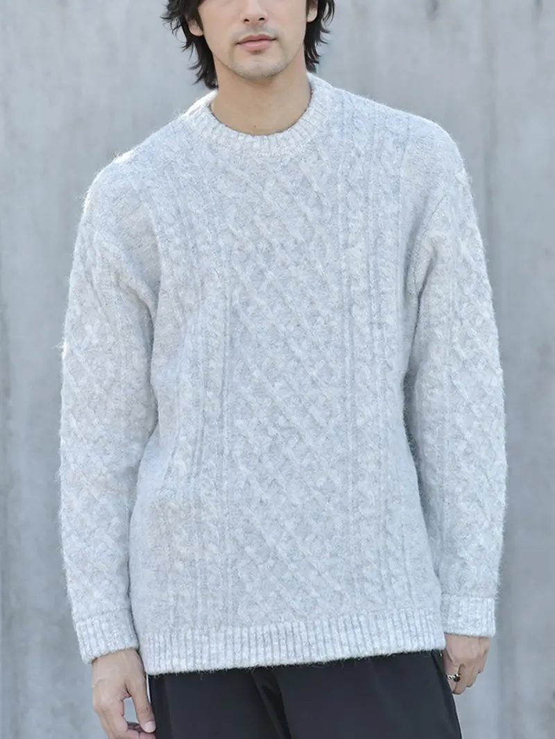 40代メンズの白ニット着こなし術！好印象に仕上がる白ニットコーデの