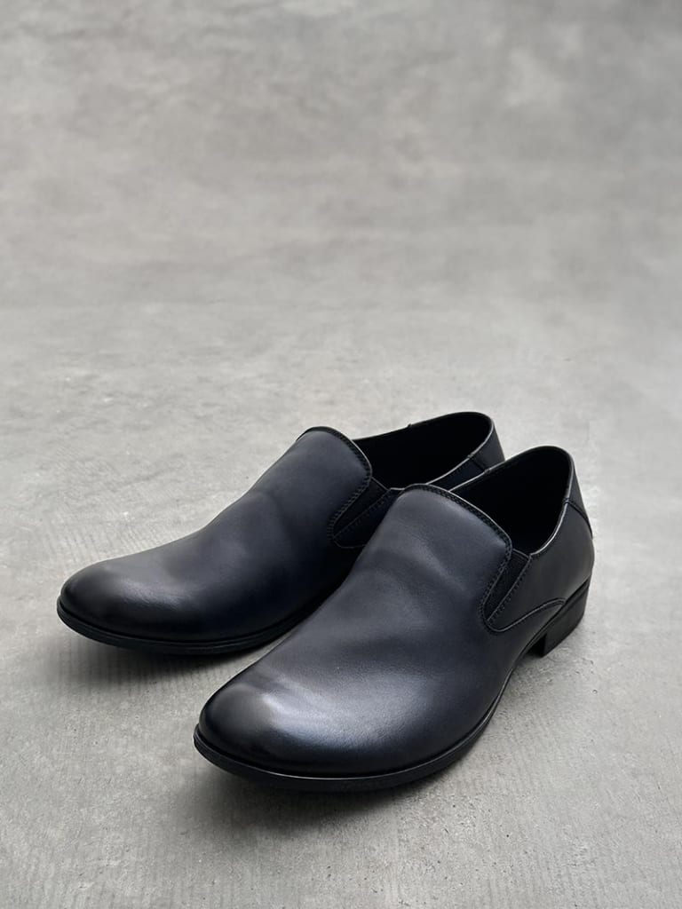 レザーシューズ