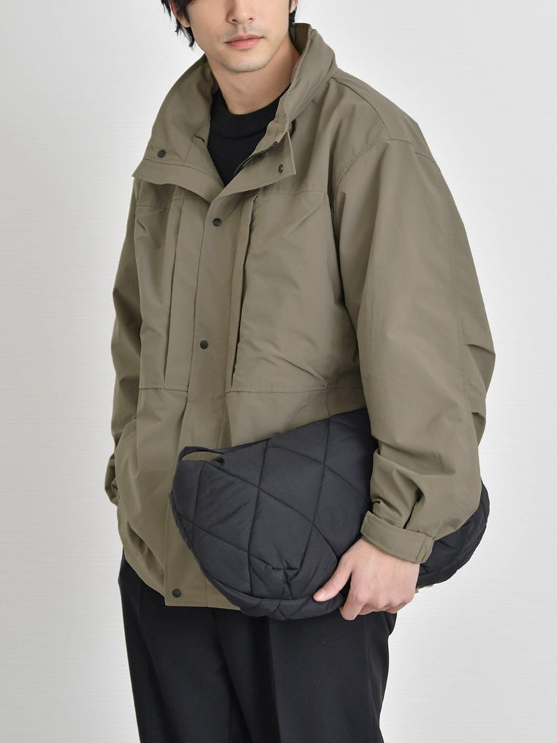 20代メンズにおすすめのショルダーバッグコーデ