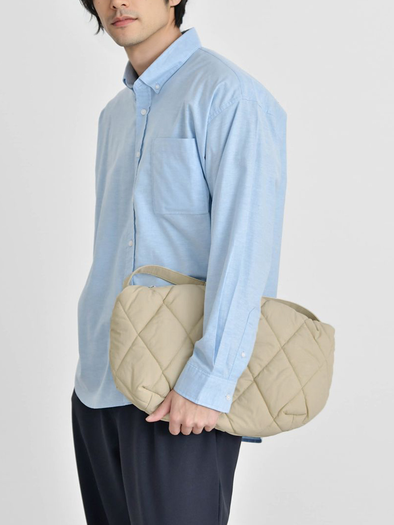 60代メンズにおすすめのショルダーバッグコーデ