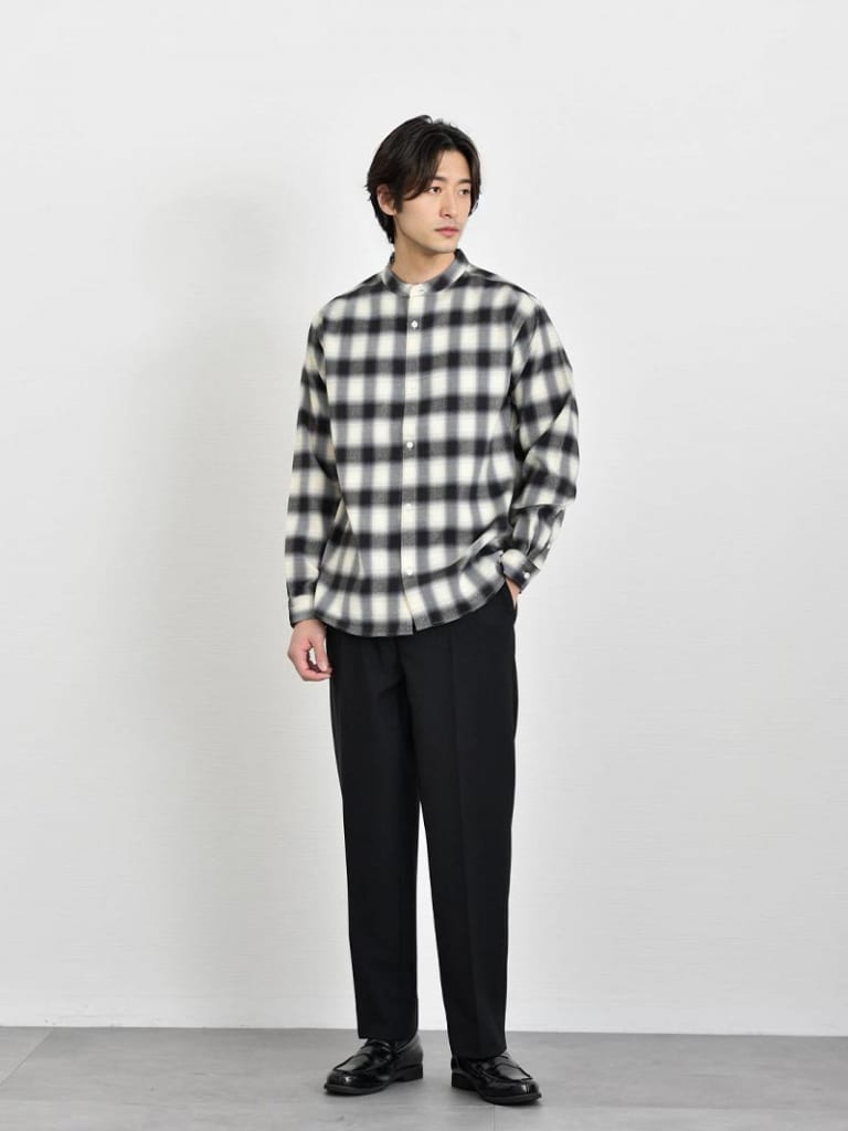 50代に似合うチェックシャツコーデ