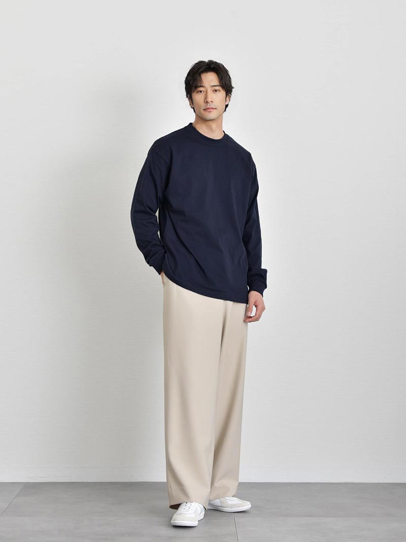 ベージュスラックスで魅せる！2025年トレンドのメンズコーデ10選