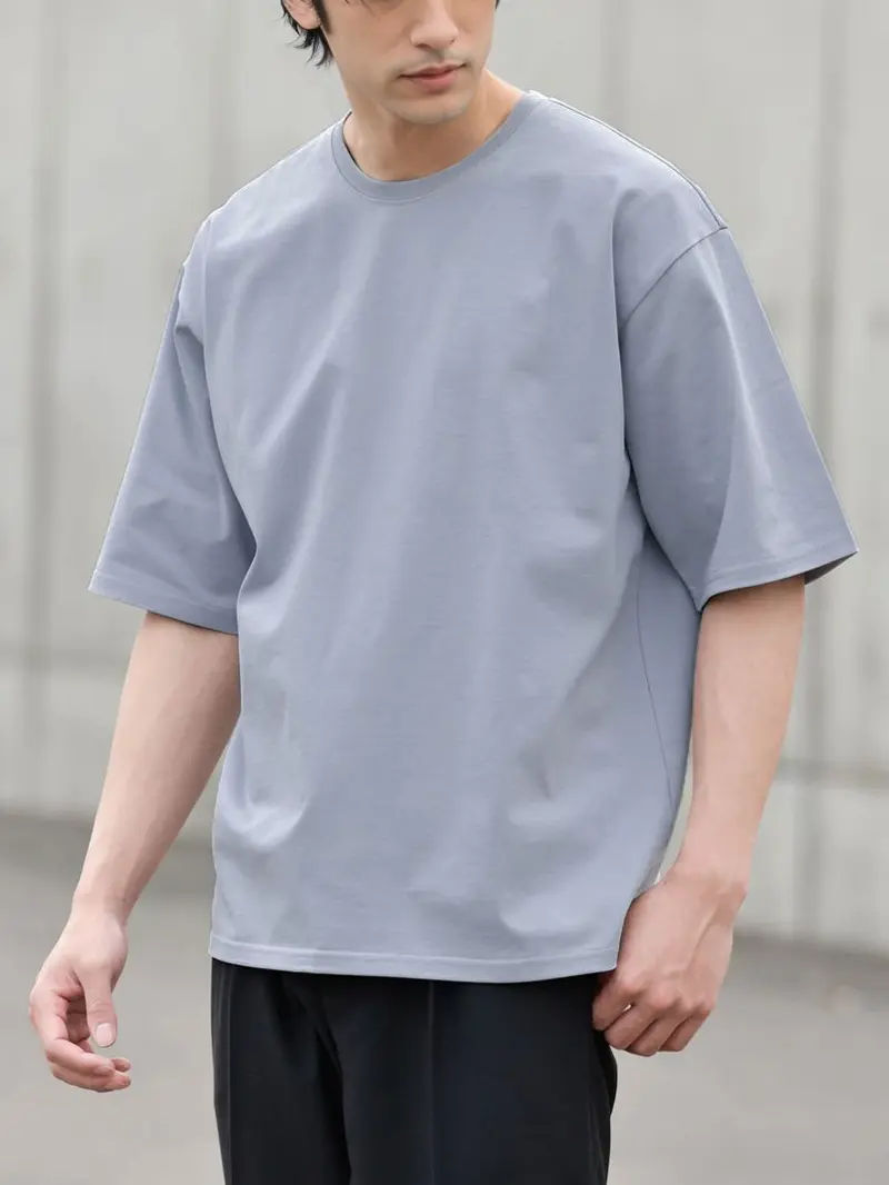 メンズ向けオーバーサイズTシャツの着こなし術！おすすめコーデ 