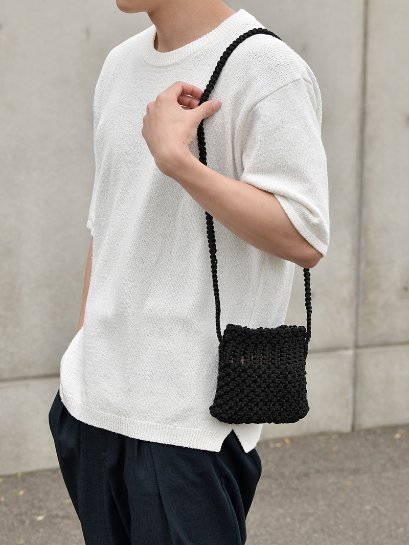 サコッシュを使ったメンズコーデ