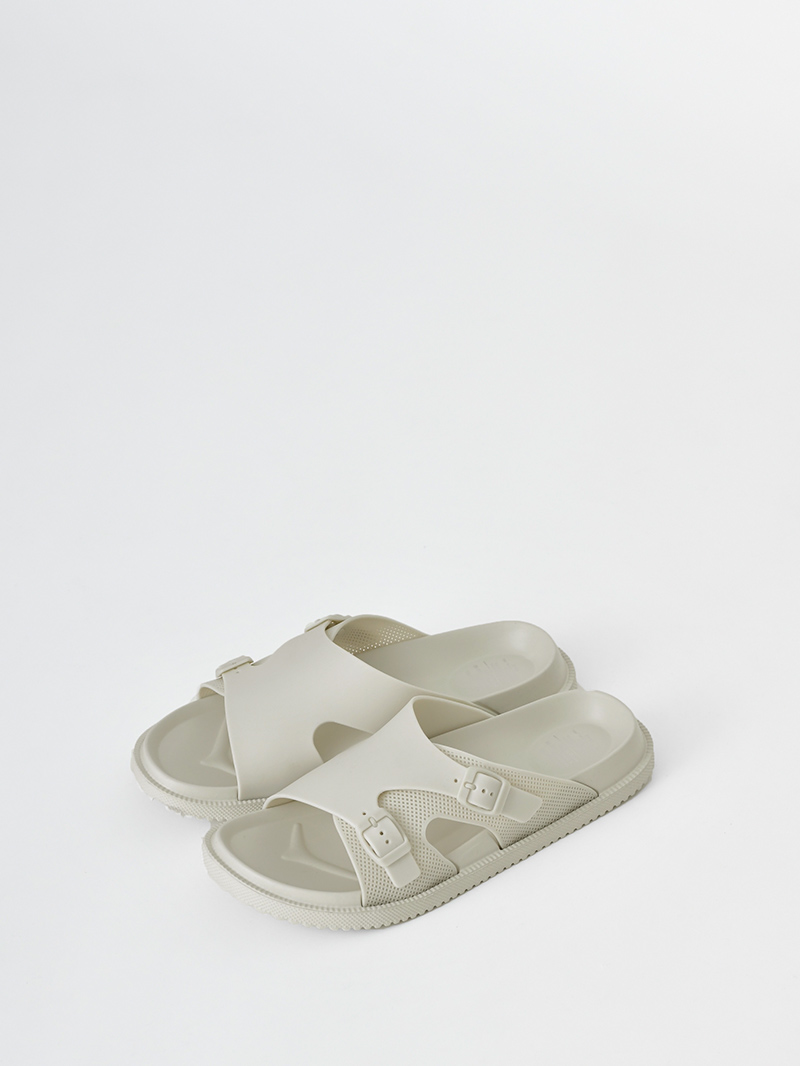 30代メンズのサンダル選びのコツ