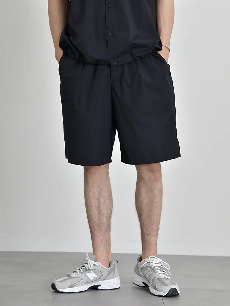 痛い思いをしない！40代メンズに似合うショートパンツ選びのコツ