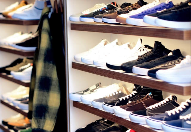 オニツカタイガーが人気の理由