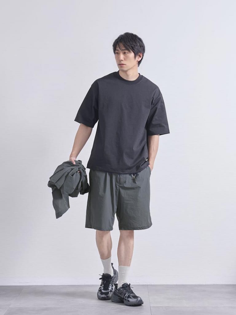 50代の大人向けショートパンツコーデ