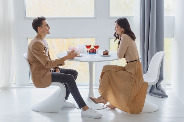 ホテルディナーの画像