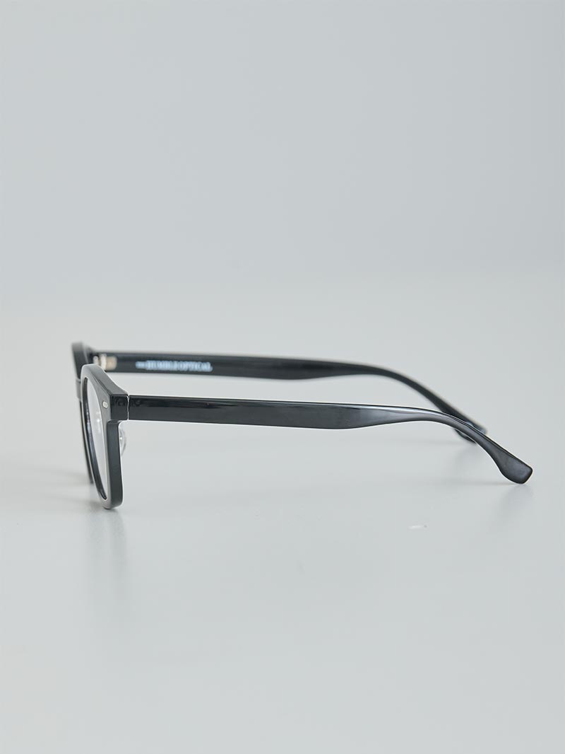 メンズのサングラスの選び方