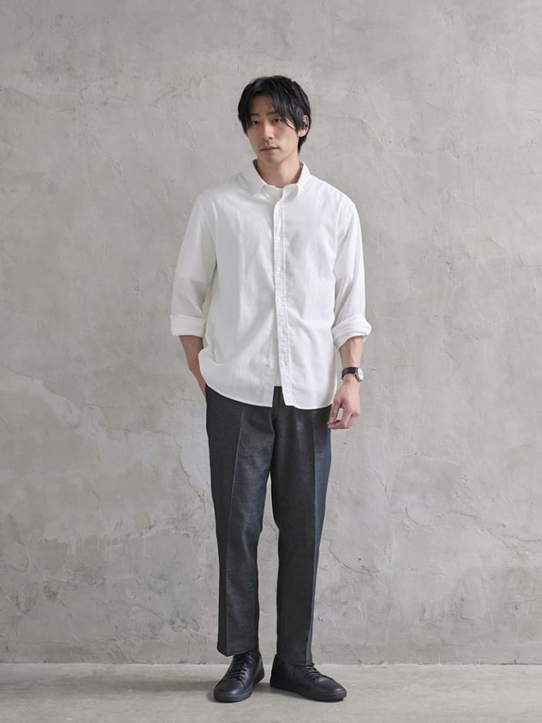 大人向けシャツコーデ