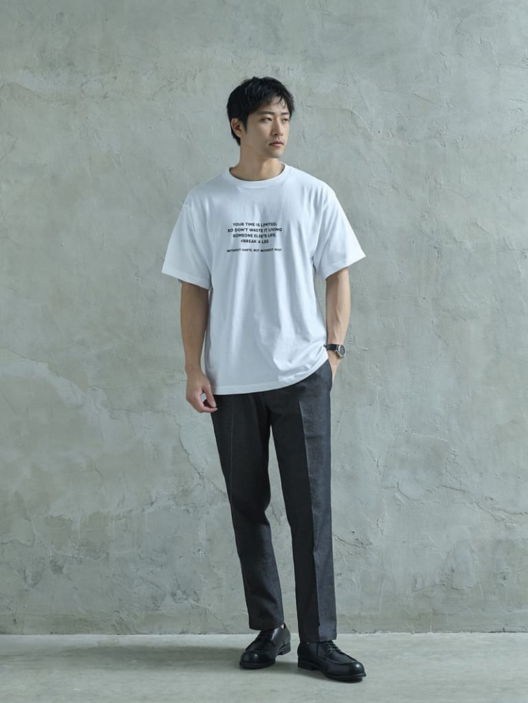 大人映えグラフィックT