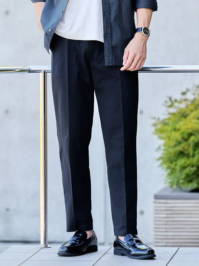 FENDI FFロゴ　ネックレス　カーブチェーン スクエアトップ　箱付き FENDI FFロゴ ネックレス カーブチェーン スクエアトップ 箱付き