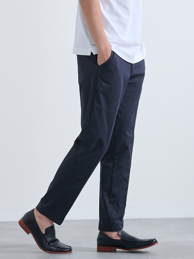 冷感イージーテーパードパンツ