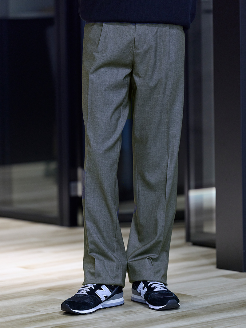 メンズにおすすめのグレーアイテム