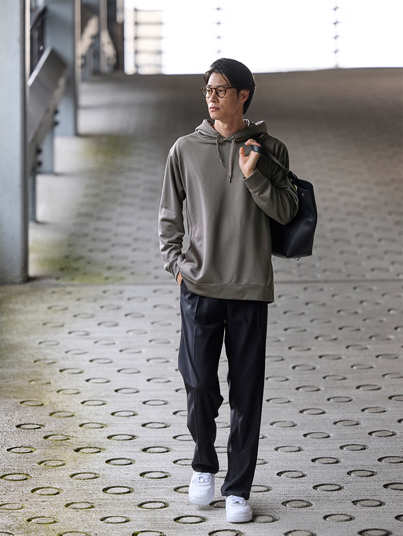 冬におすすめ！カジュアルな雰囲気のメンズのパーカーコーデ10選