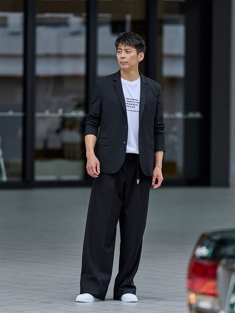 ジャケットでつくる大人カジュアル