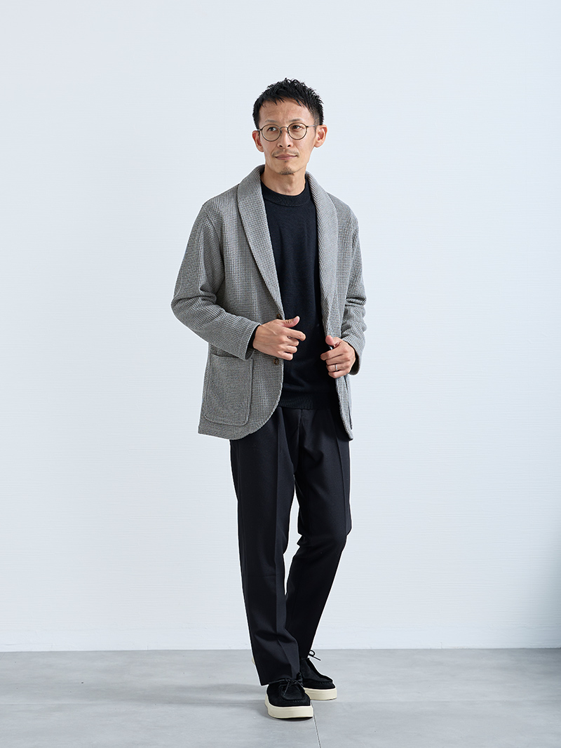 モノトーンでつくる大人のキレカジコーデ