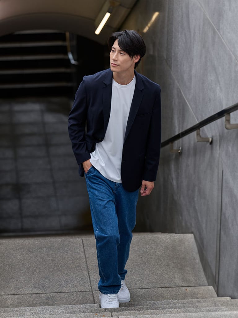 50代らしいストレートパンツコーデ