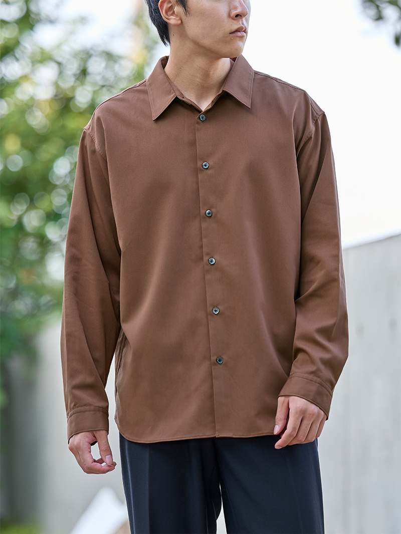 レギュラーカラーシャツ