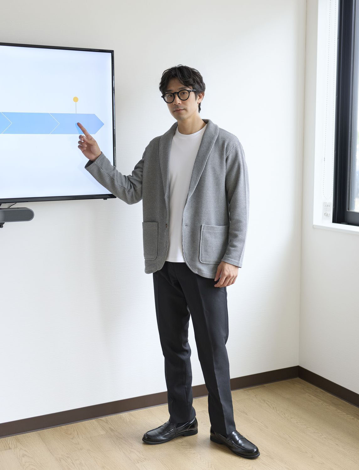 秋のオフィスカジュアルにおすすめなメンズコーデ