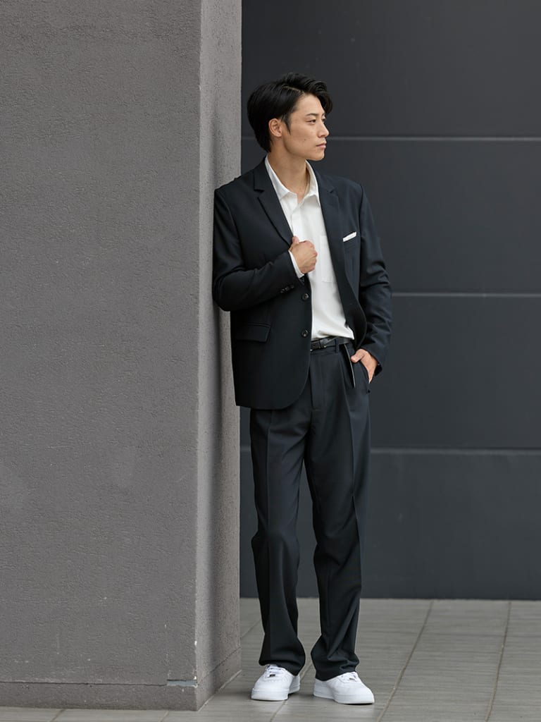 30代らしいストレートパンツコーデ