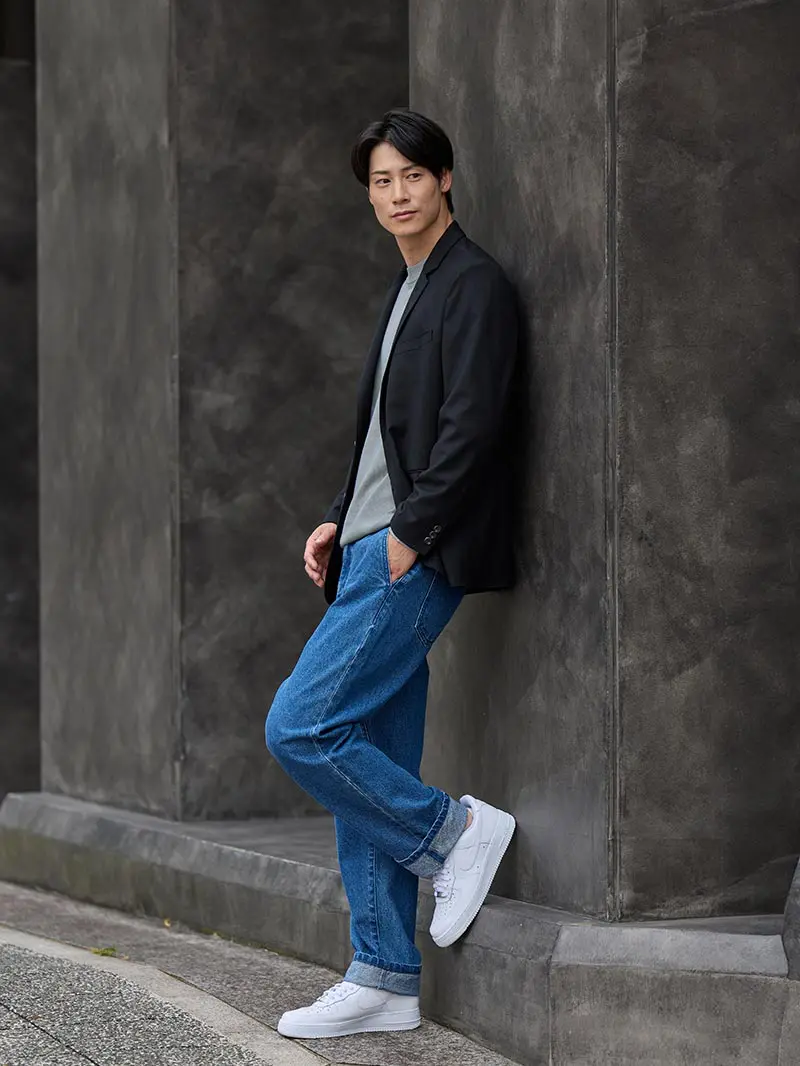 ジーンズのロールアップをおしゃれに見せるコツ！折り方3種類を解説 - AUEN [オーエン]（旧DCOLLECTION） -  30代・40代・50代からのメンズファッション通販 AUEN