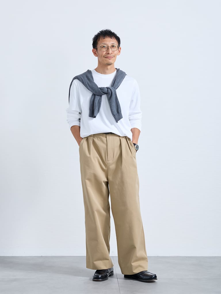 肩掛けニットで加える気軽なアクセント