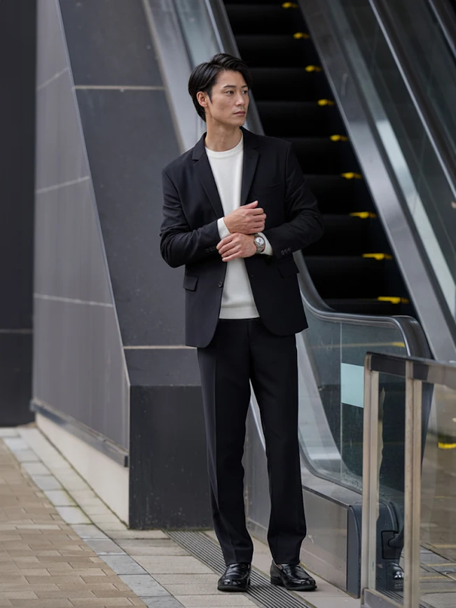 上品さが引き立つ大人のセットアップコーデ