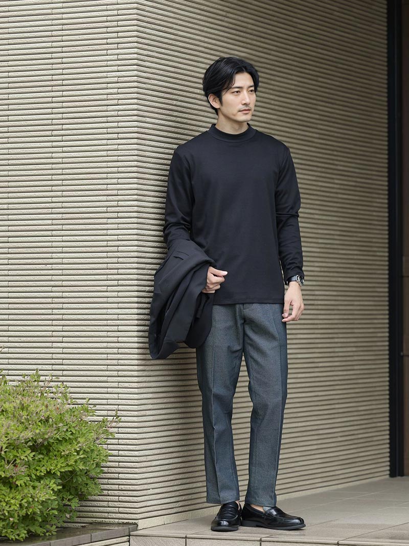 落ち着きと上品さを備えたビジカジスタイル