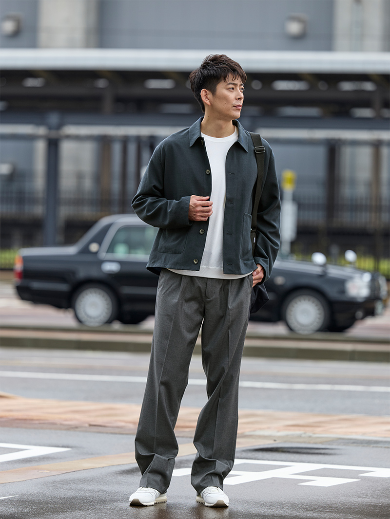 きちんと感を備えた都会的ジャケットコーデ