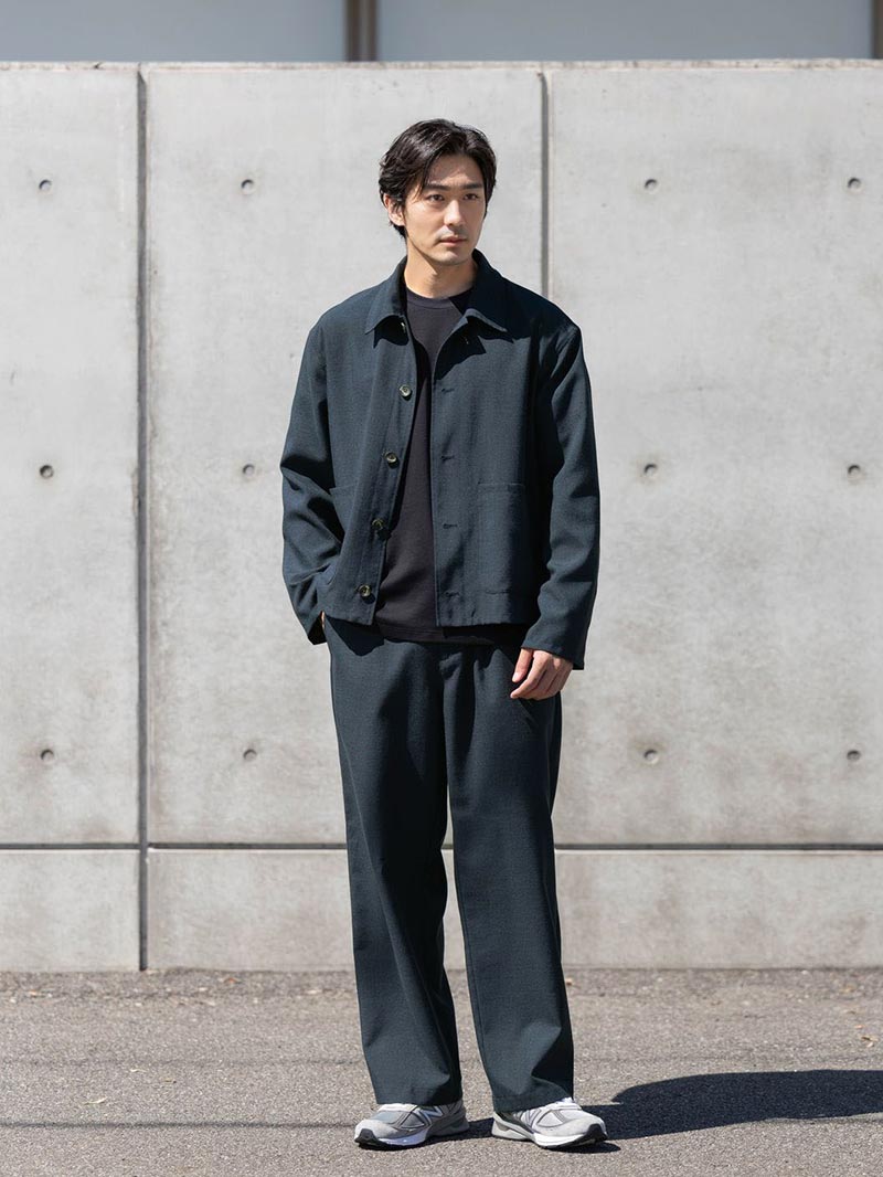 季節の変わり目にちょうどいい大人コーデ