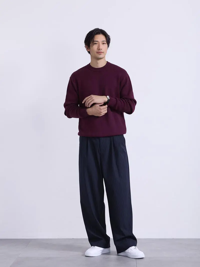 肩 幅広い 男