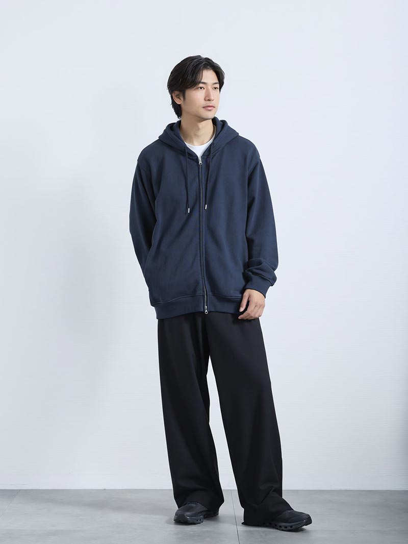 Oラインシルエットでつくるゆったりコーデ