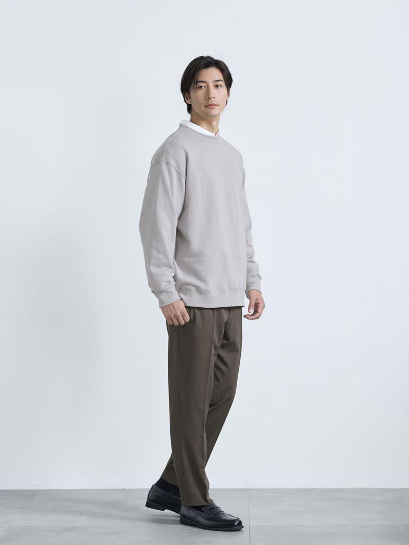 コットントレーナーコーデ