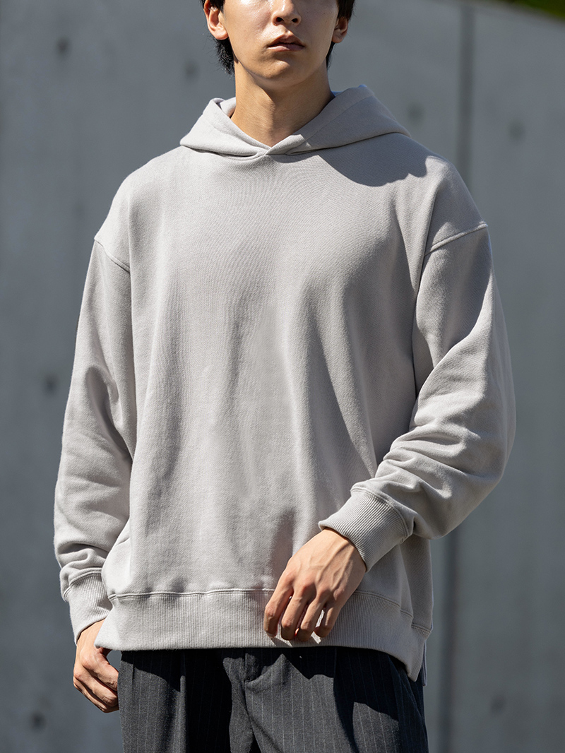 グレーパーカー