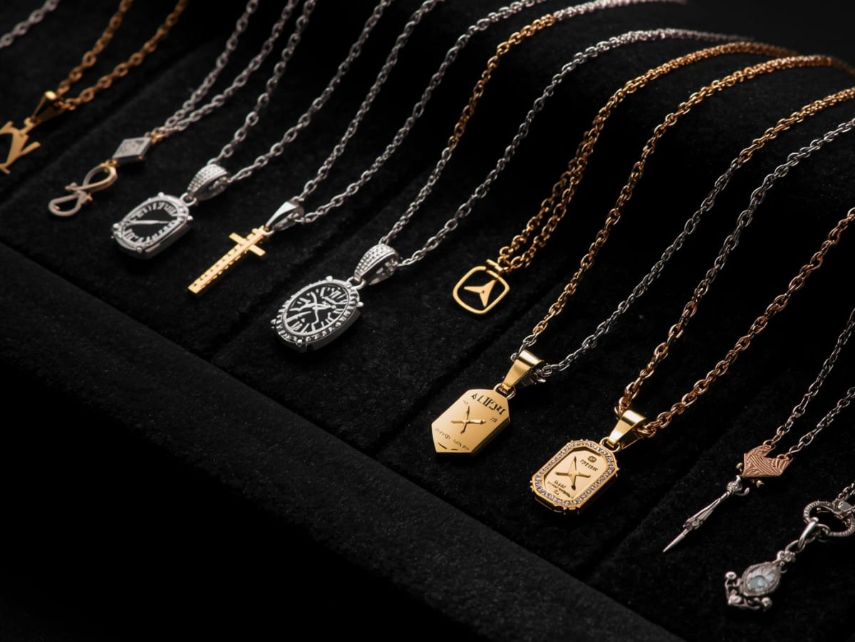 ブランドのメンズネックレス画像