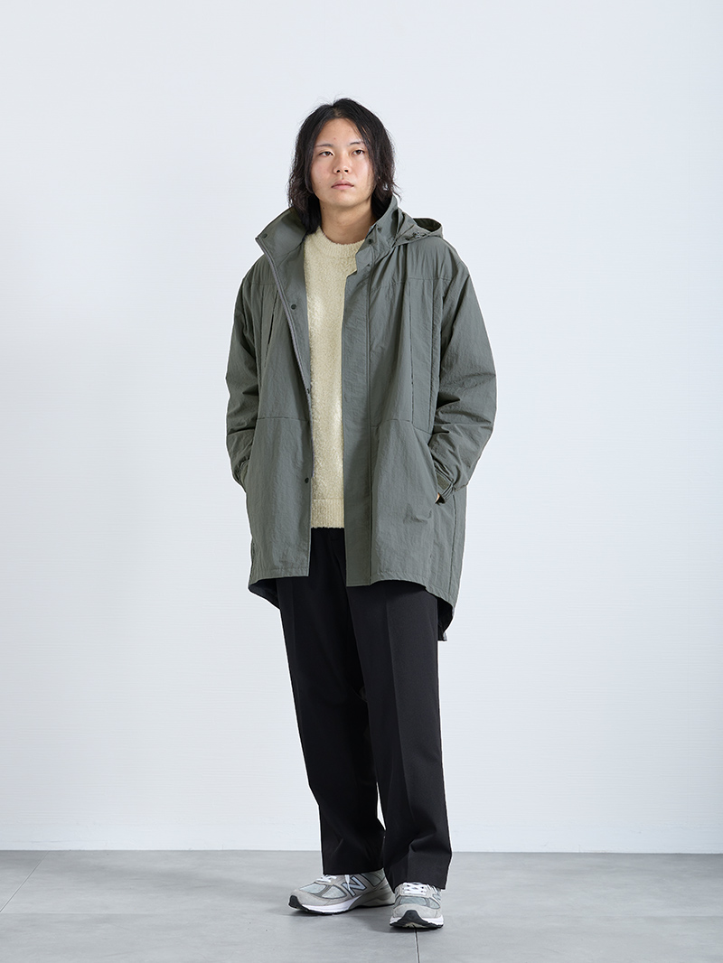 ハードになりすぎない、上品ミリタリー