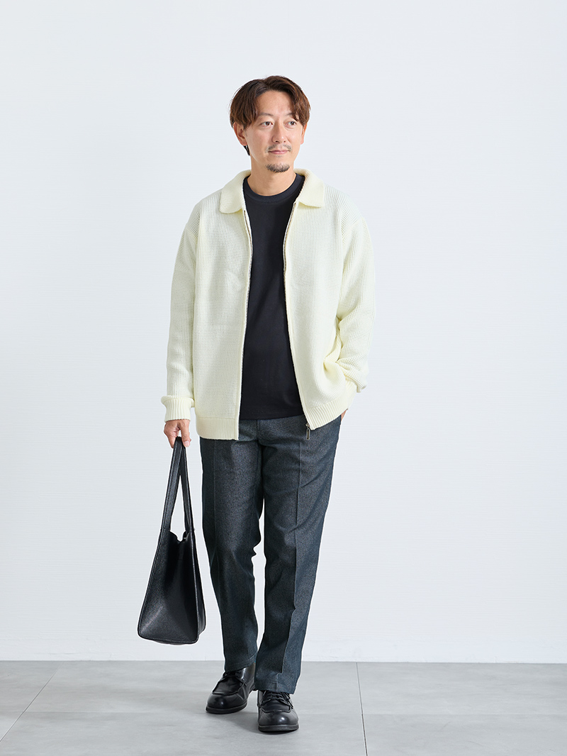 羽織るだけでキマる、ジャケットコーデ