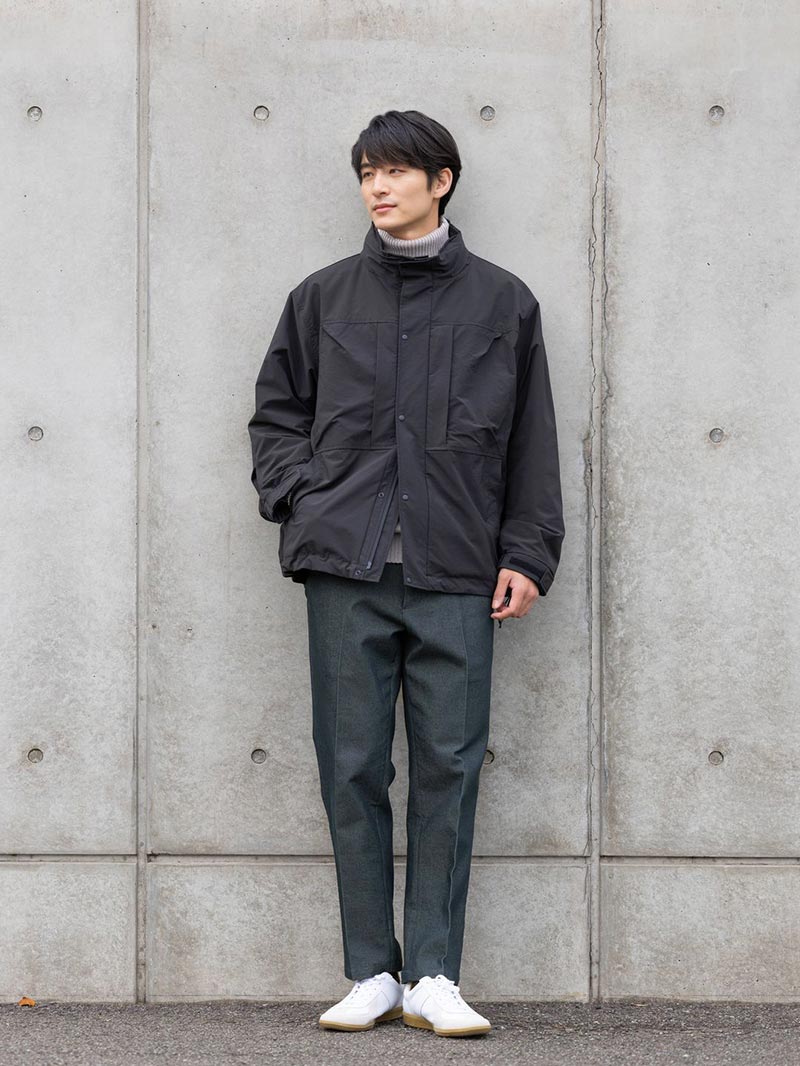 休日コーデに悩んだら、黒アウターで解決